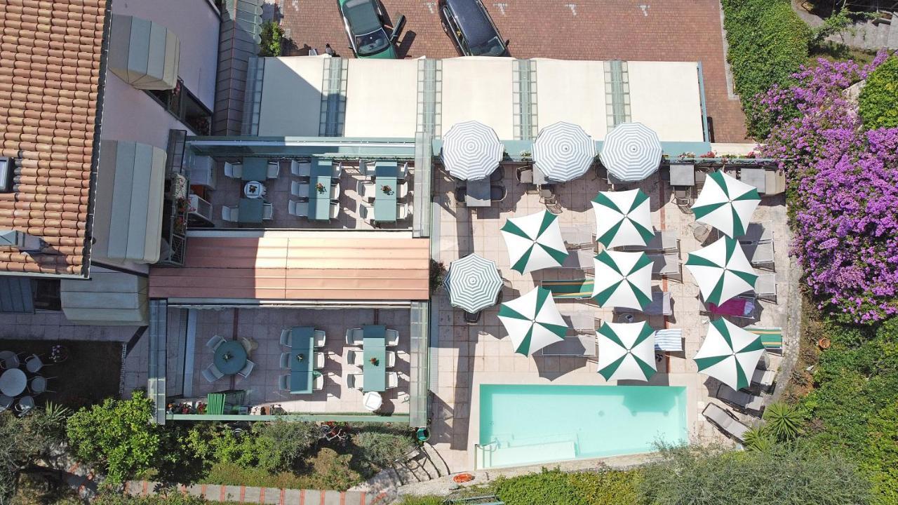 Hotel Carlotta
