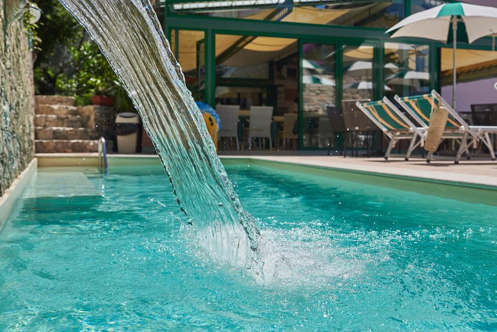 Carlotta Hotel 3*
