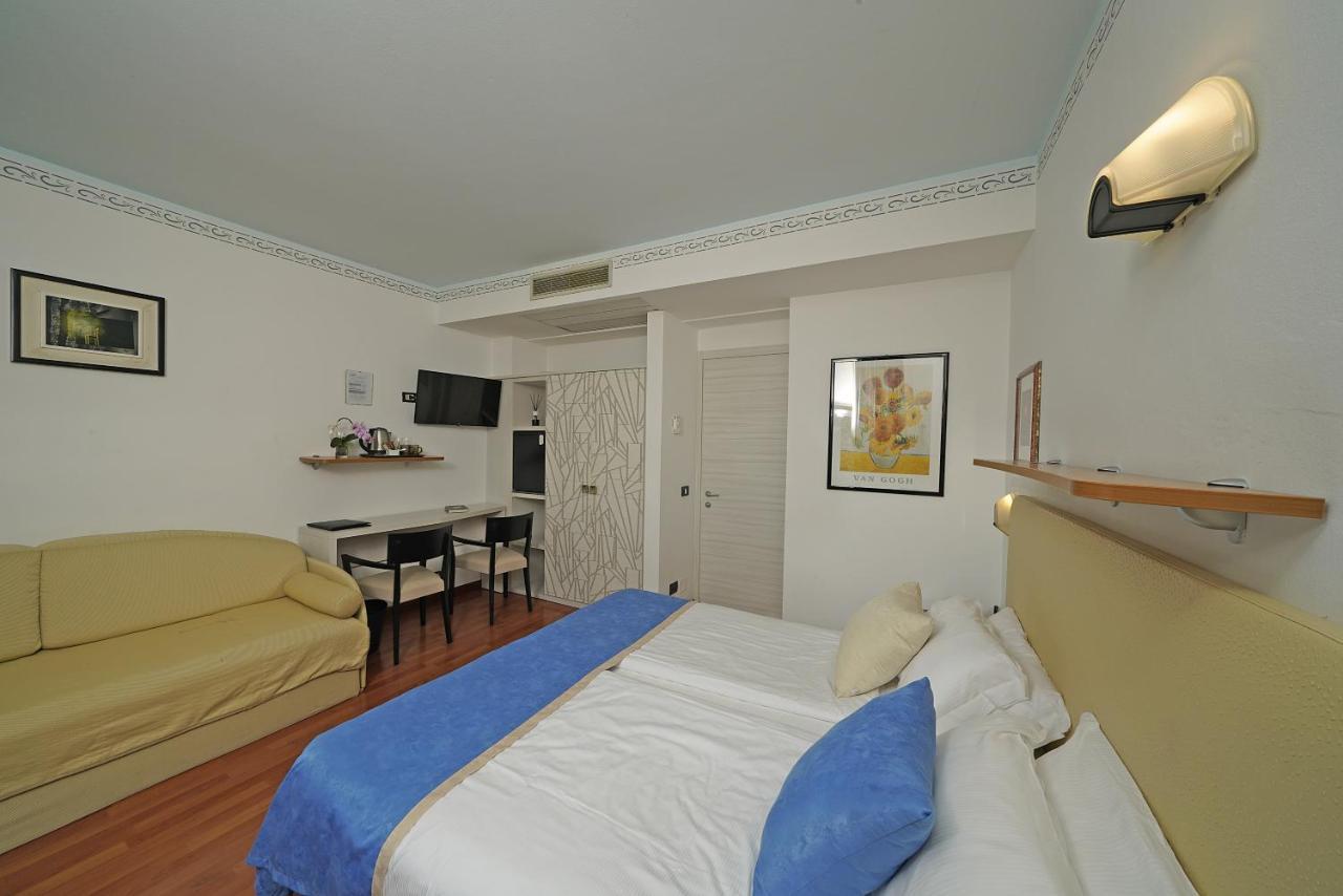 Hotel Carlotta