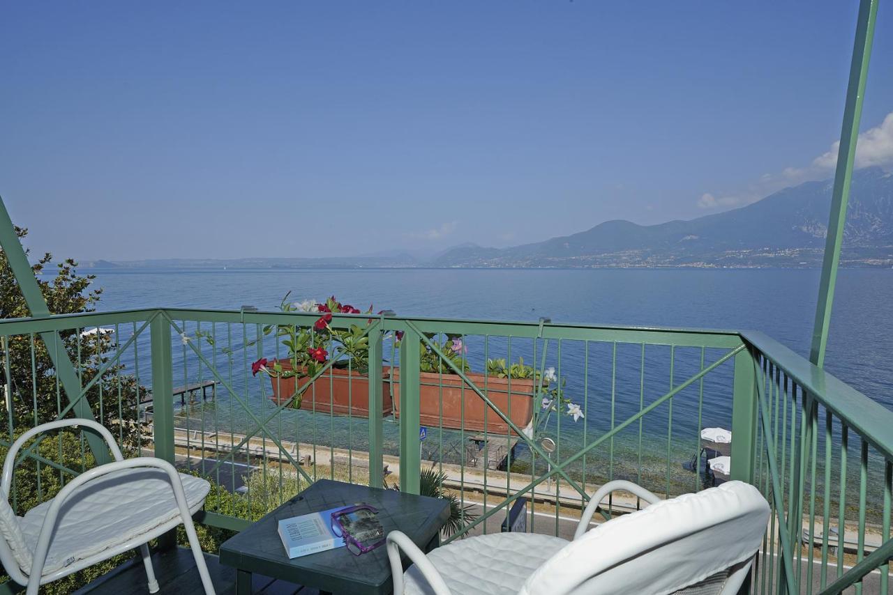 Carlotta Hotel Torri Del Benaco