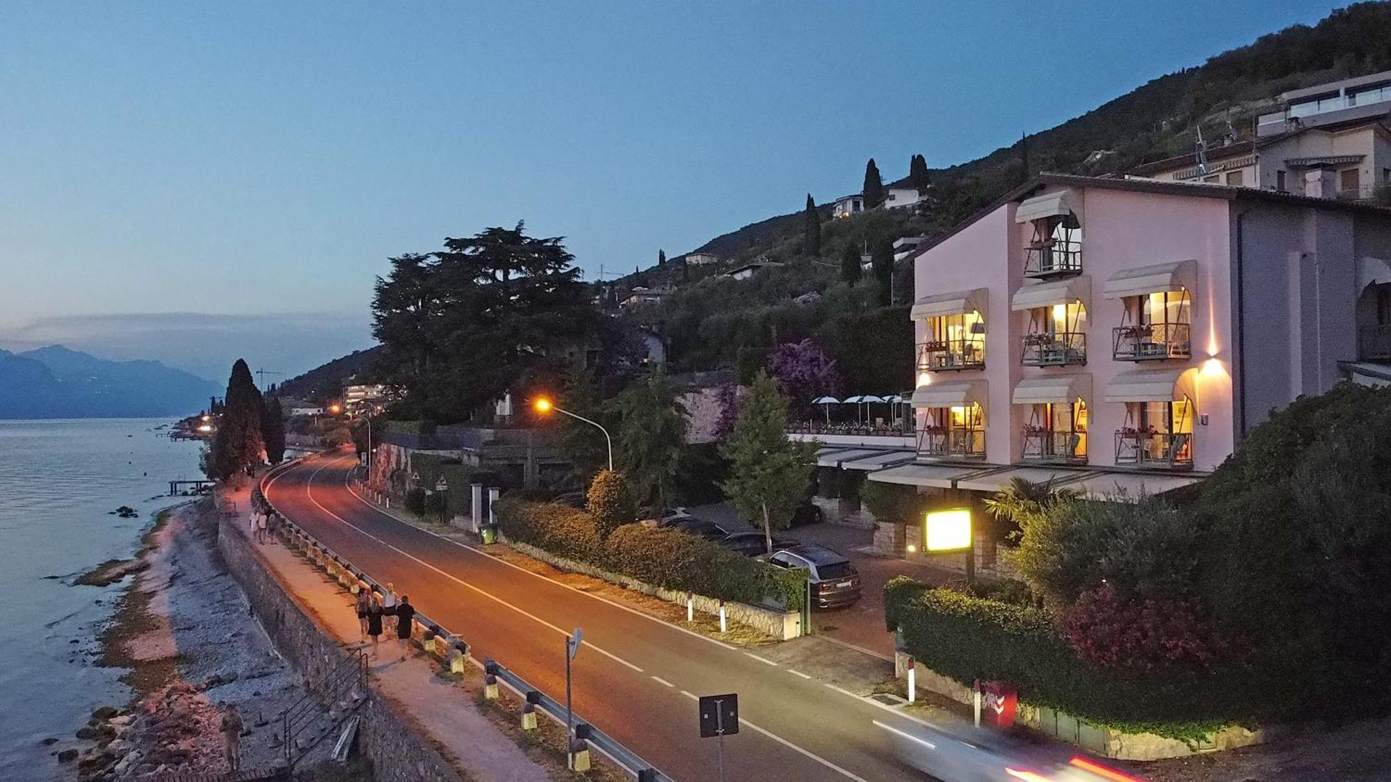 Hotel Carlotta Torri Del Benaco